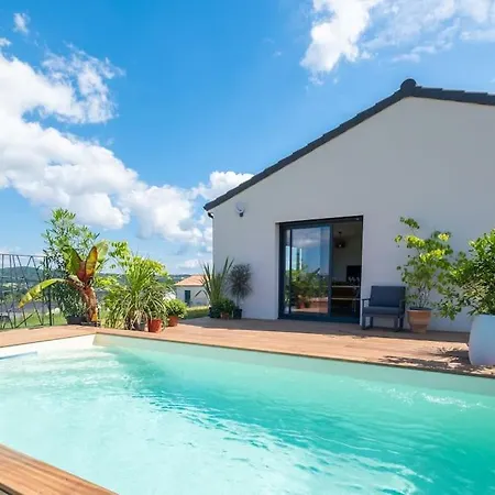 Sunset Villa *